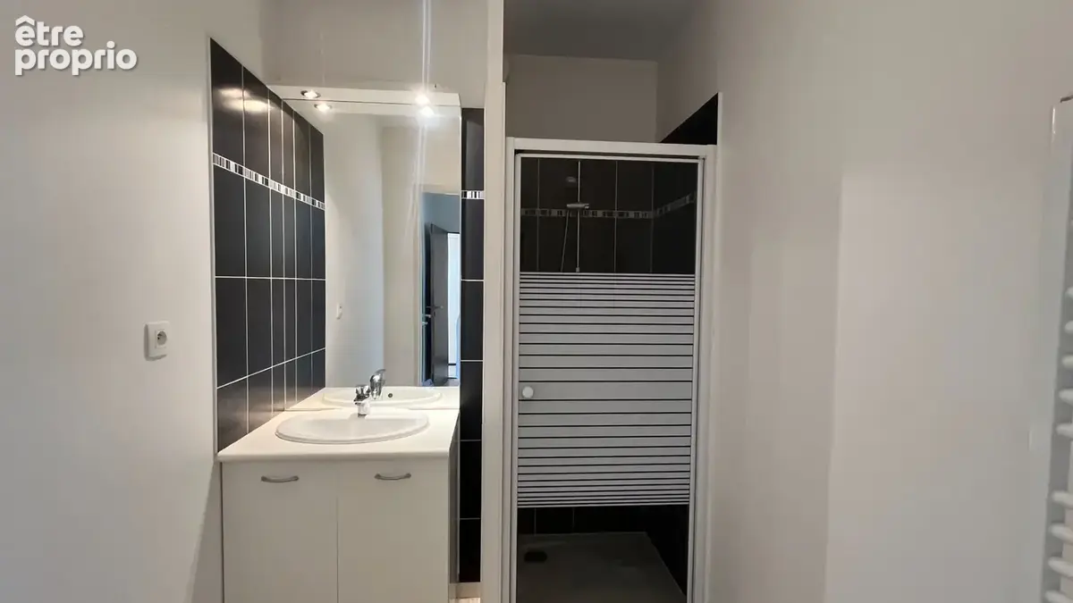 Sautron centre - t2 dernier étage avec terrasse - parking - exclusivité - photo 8
