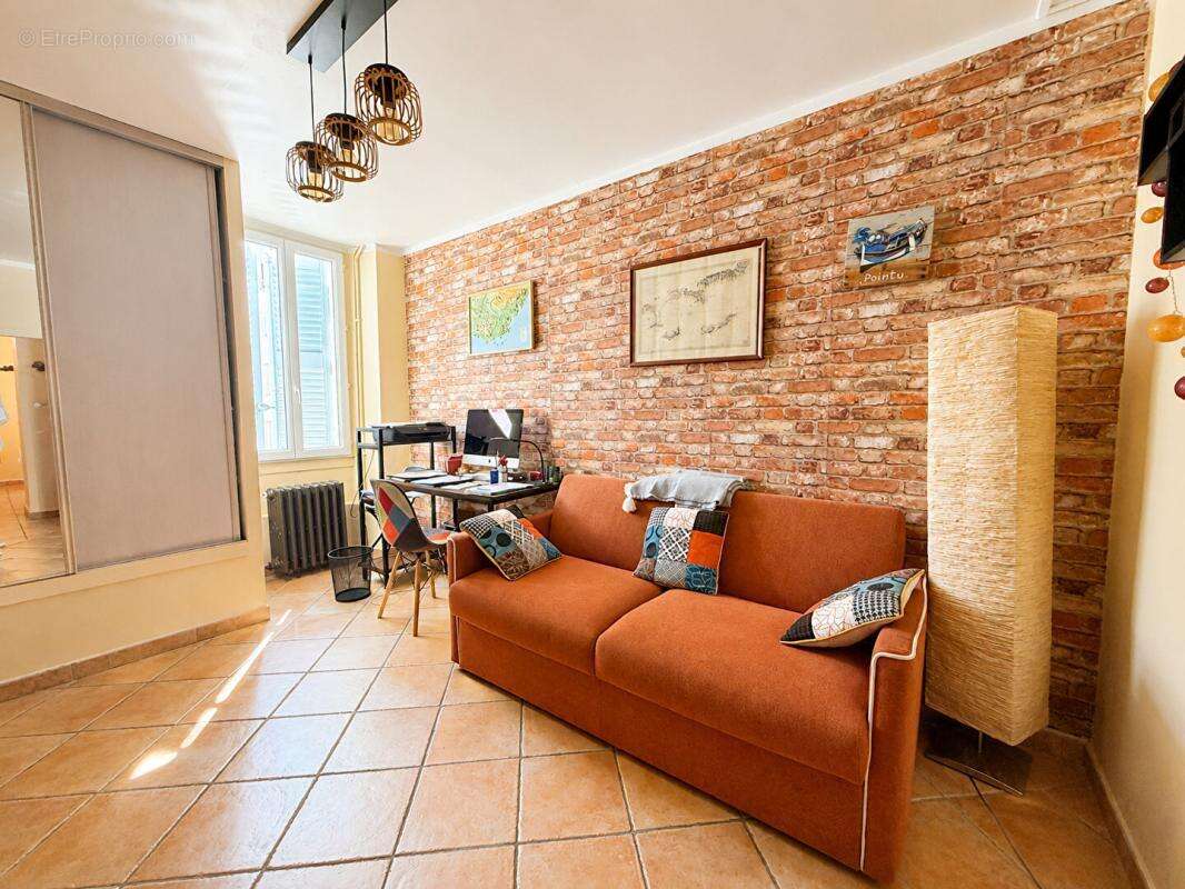 Appartement à HYERES