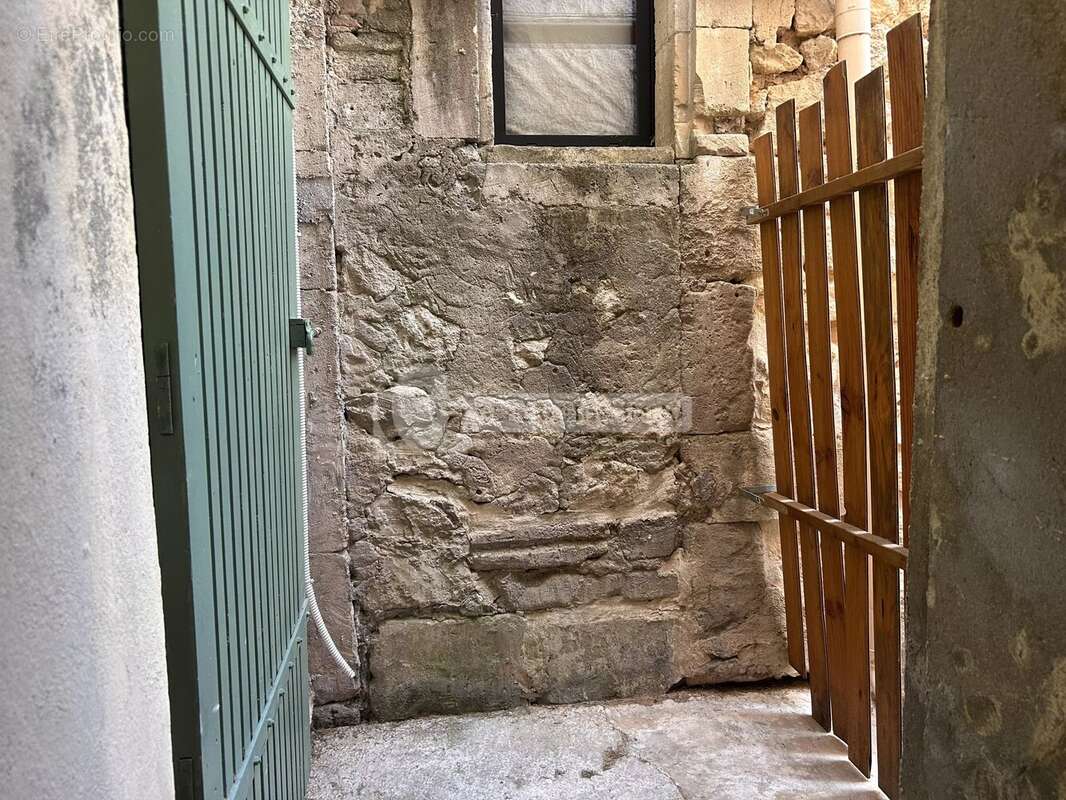 Maison de village T3 à Fontvieille - photo 10