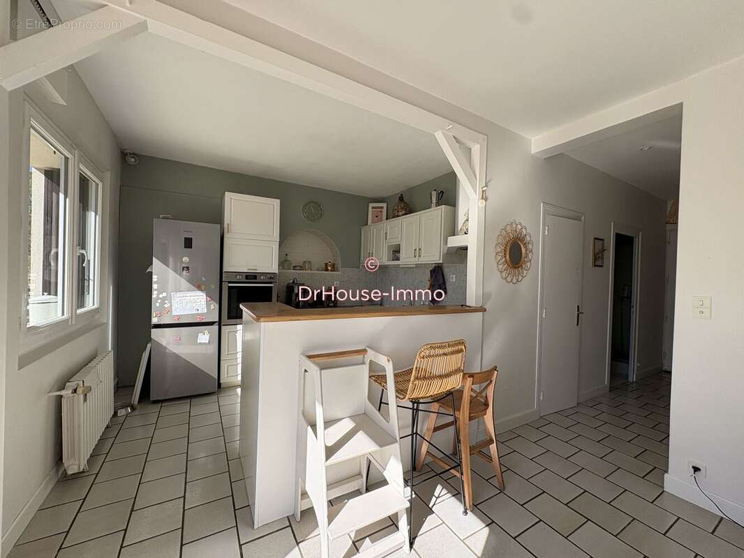 Maison à AGONAC