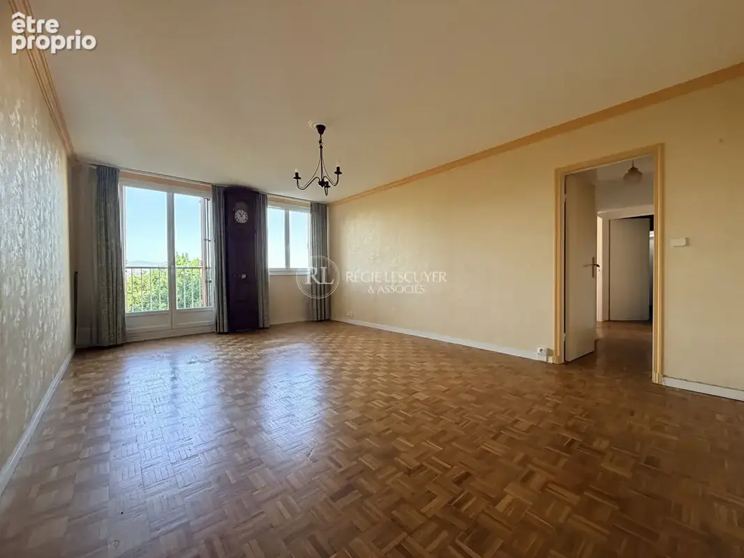 Appartement à LYON-5E