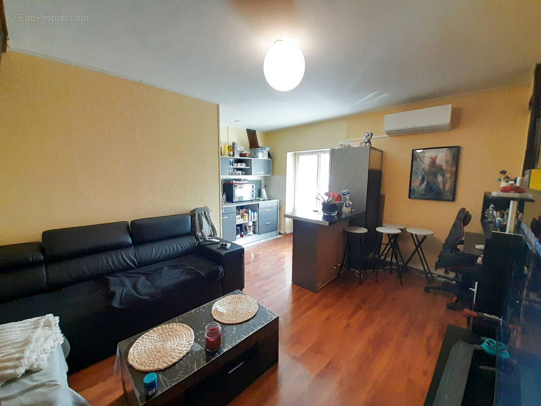 Appartement à AUNEAU
