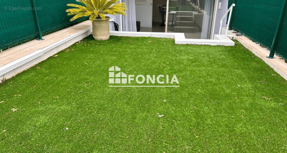 Appartement à VILLENEUVE-LOUBET