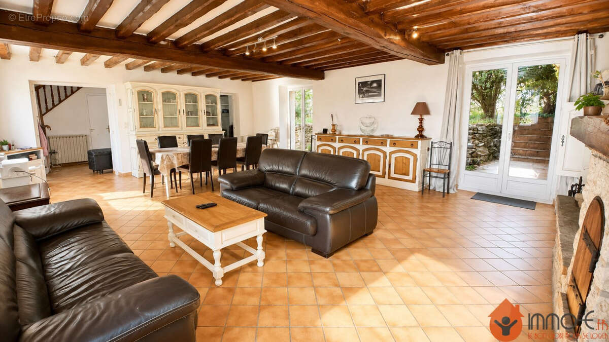 Maison à QUINCY-VOISINS