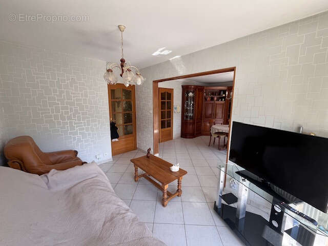 Appartement à FONTAINE