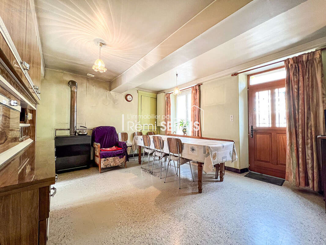 Maison à CONDE-SUR-NOIREAU