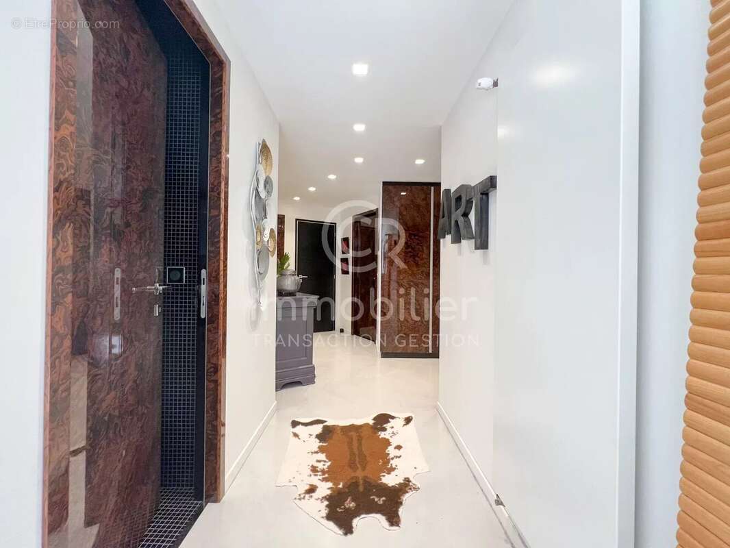 EXCLUSIVITE - Cannes - Bas Croix des Gardes - photo 11
