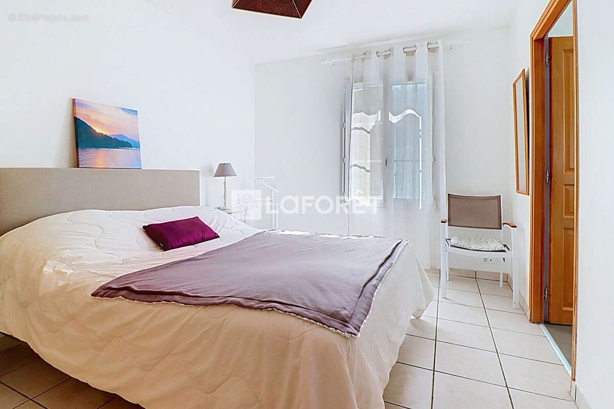 Maison familiale 165 m² - 5 chambres - grand garage -j ardin arboré et piscine - Périgny - photo 11