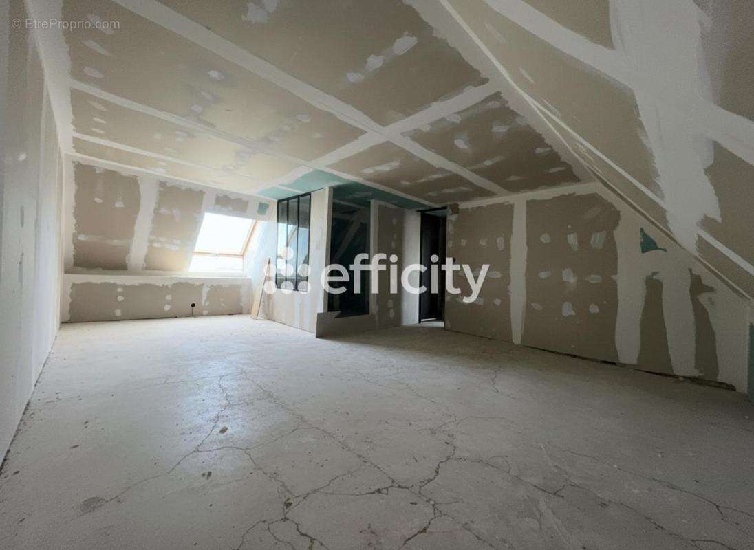 Maison 107 m² à Saulnieres  - photo 13