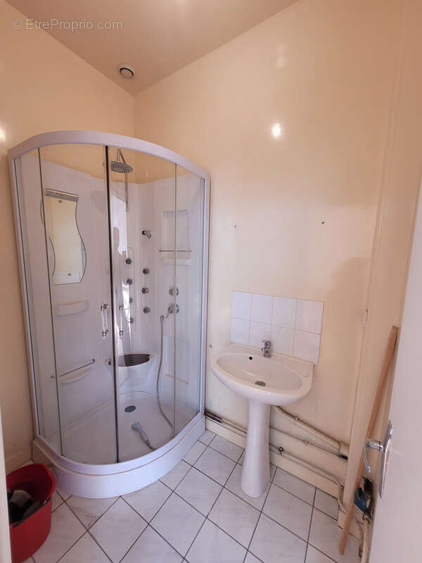 Appartement à AUNAY-SOUS-AUNEAU