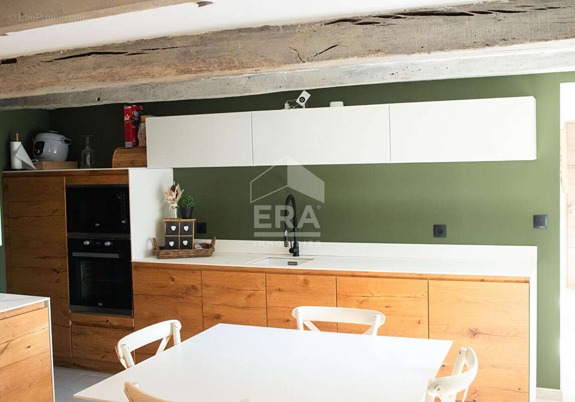 Maison à LA CAPELLE-LES-BOULOGNE