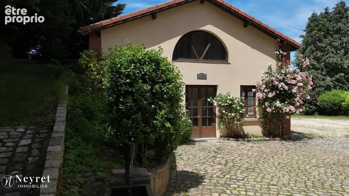 Superbe maison de maitre a st bonnet le chateau - photo 5