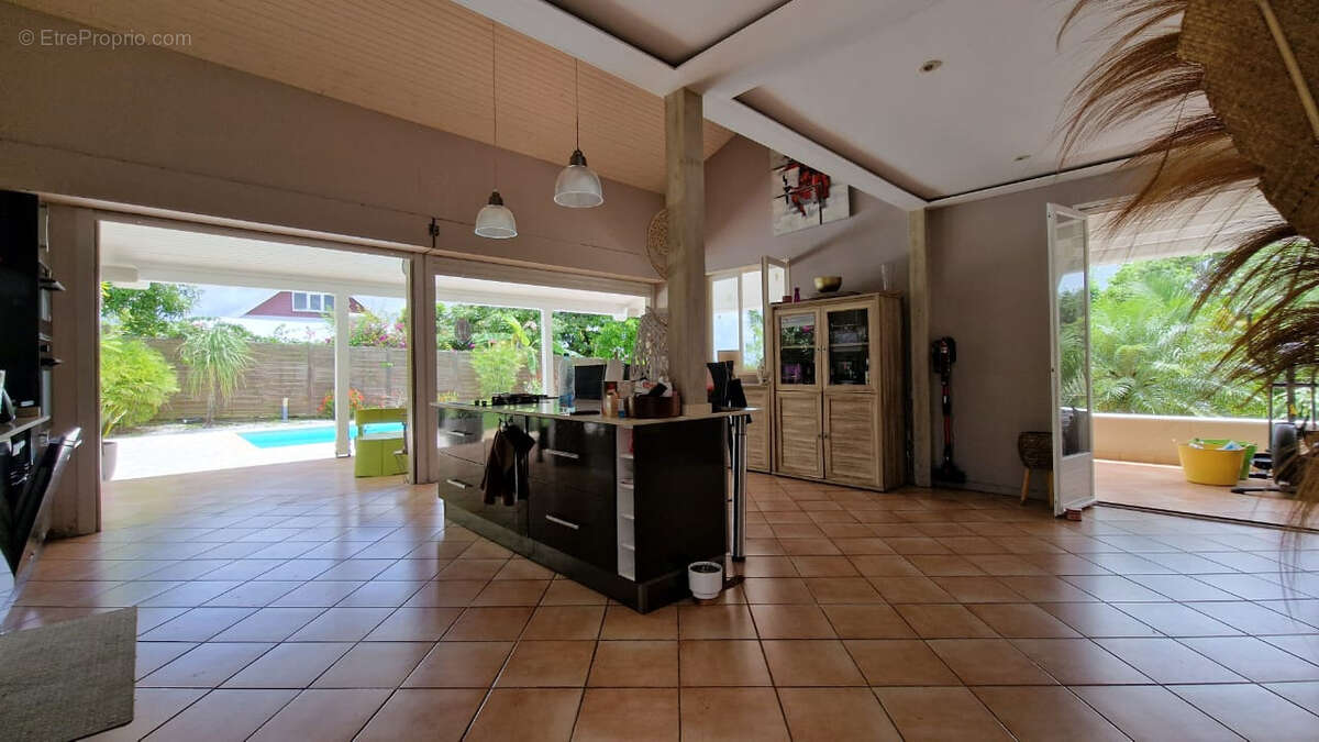 Maison à LE LAMENTIN