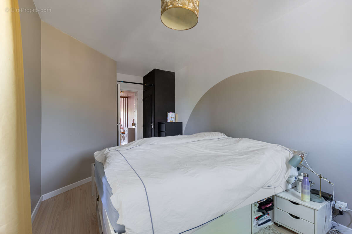 Appartement à POISY