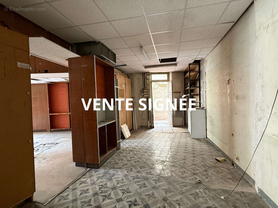 Commerce à OLLIOULES