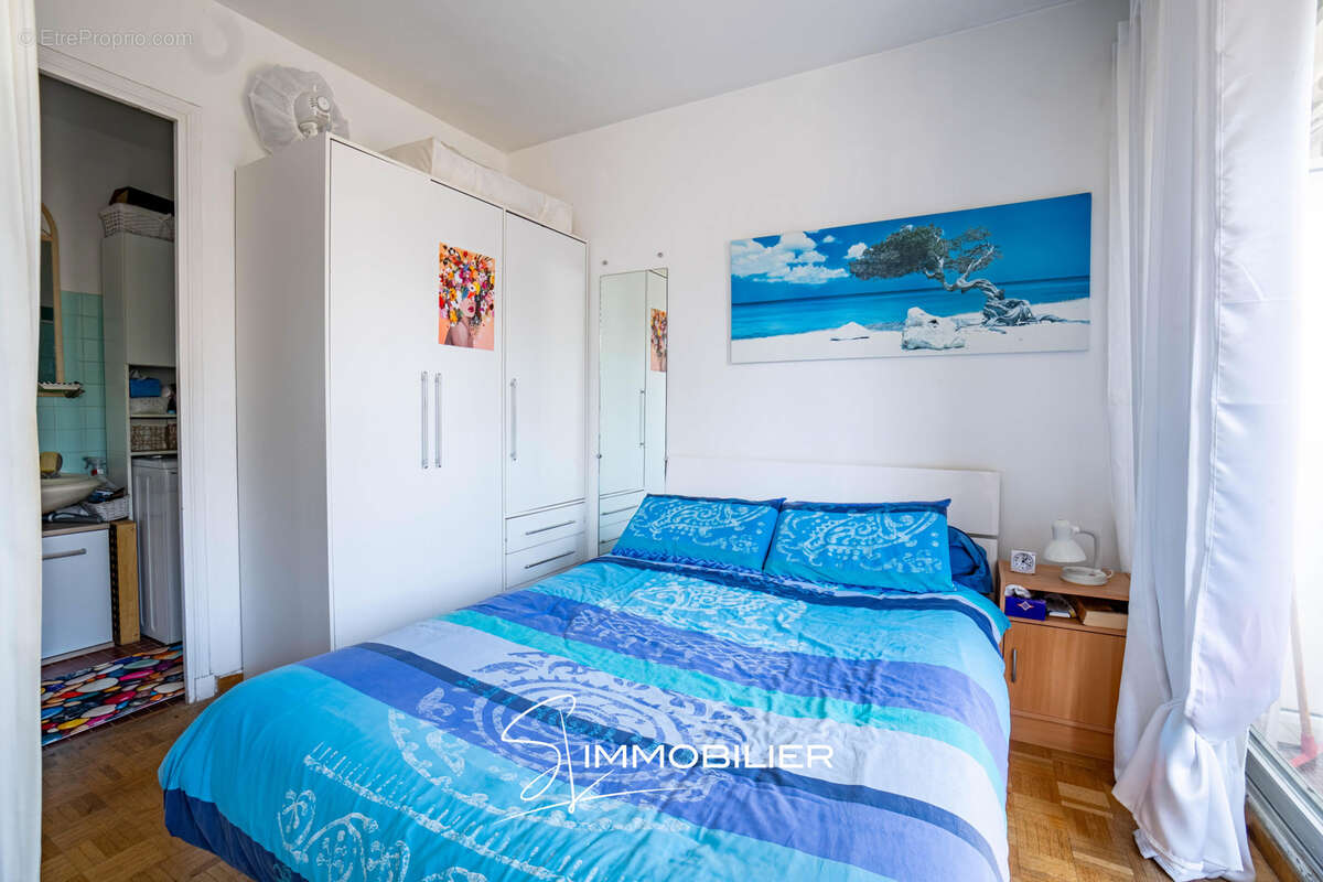 Appartement à MARSEILLE-6E