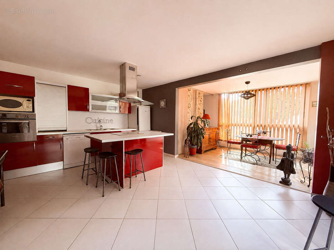 Appartement t4 avec cave - photo 3