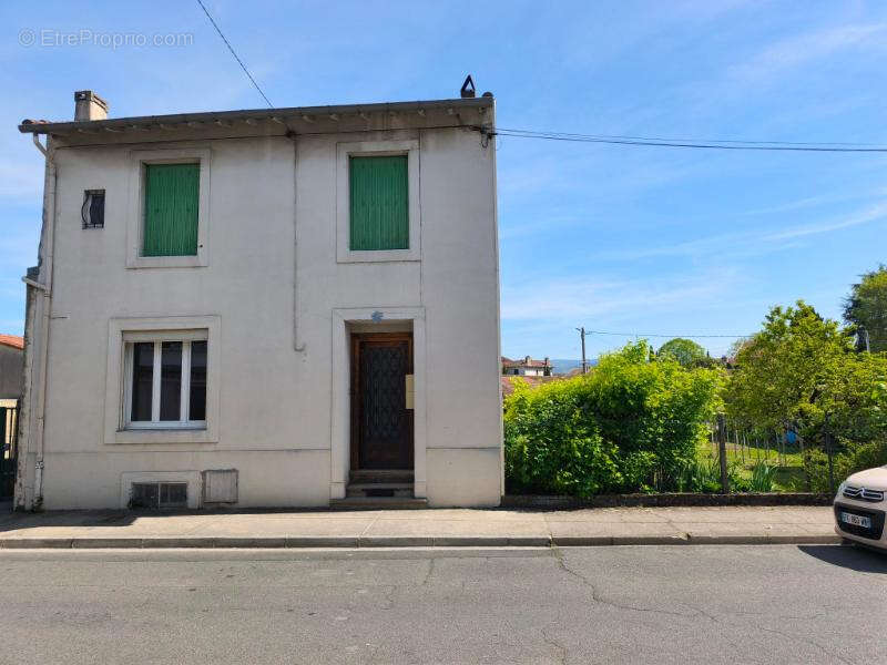Maison  avec 2 appartements - 2 garages - jardin -mazamet - photo 3