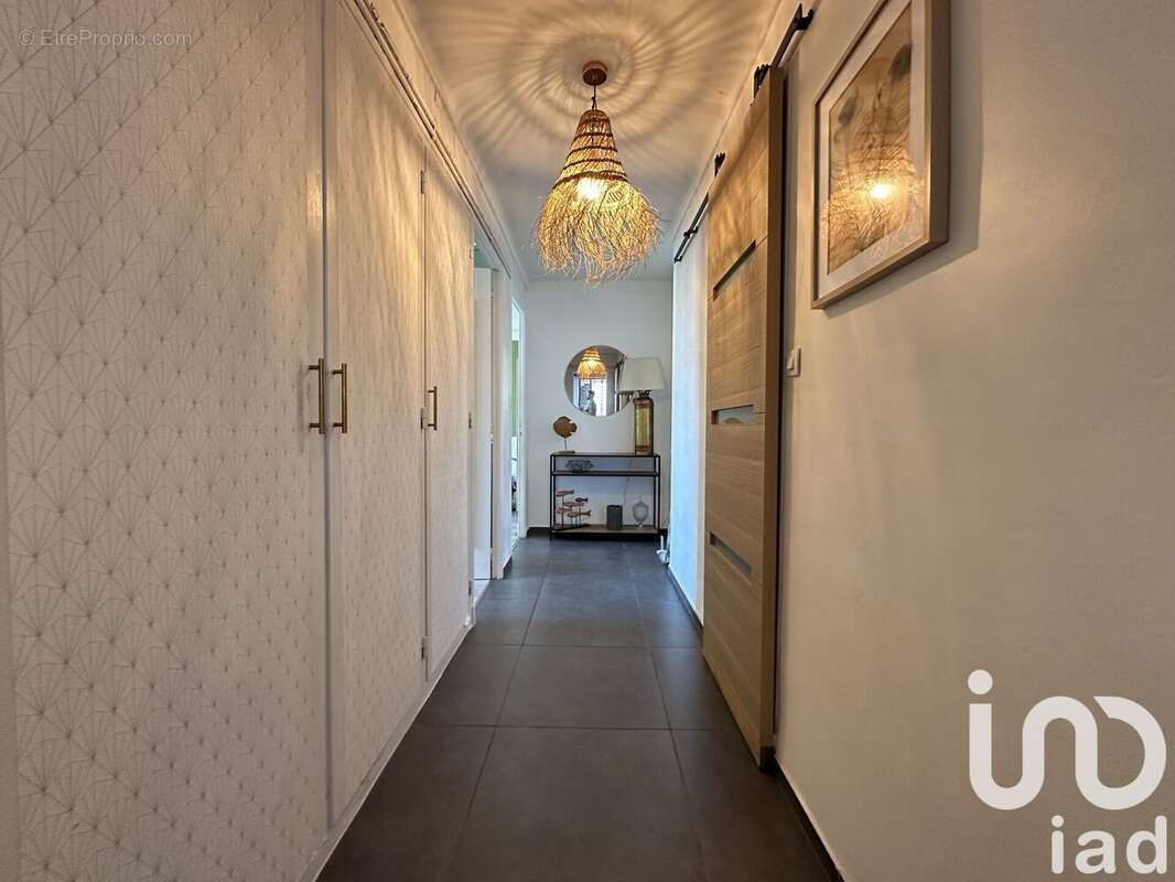 Photo 3 - Appartement à MARSEILLE-9E