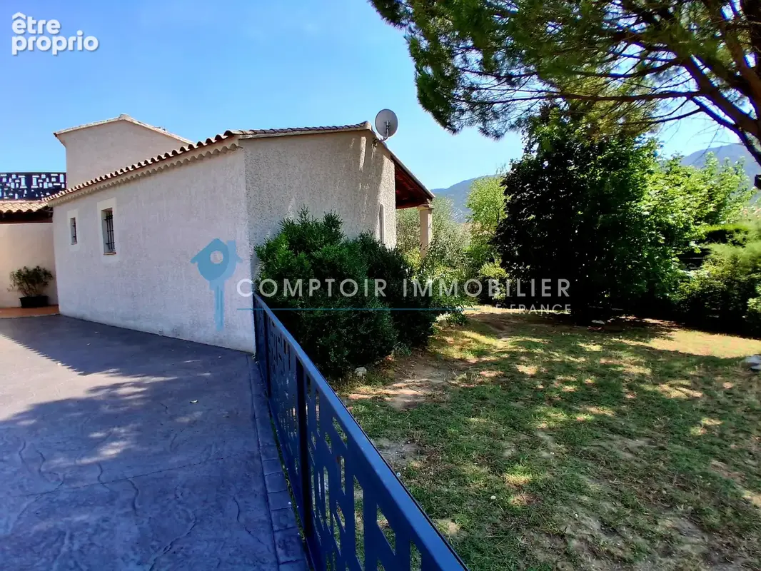 Dept 84 - MAUBEC - Maison de 122 m2 avec piscine et 2 garages sur un terrain de 1 234 m2 - photo 17