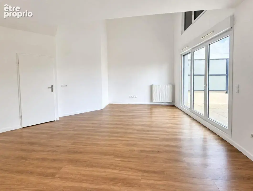 Maison À Vendre 3 chambres à 5min à pied de la gare RER A CHESSY-SERRIS-MONTEVRAIN - photo 7