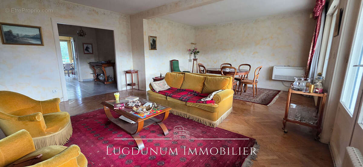 Appartement à CALUIRE-ET-CUIRE