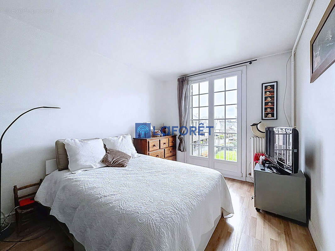 Appartement à SAVIGNY-SUR-ORGE