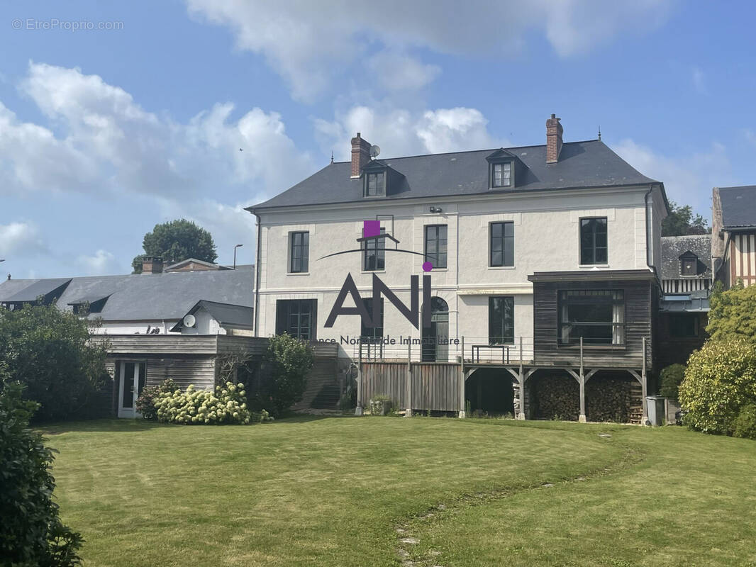 Maison à OUVILLE-LA-RIVIERE