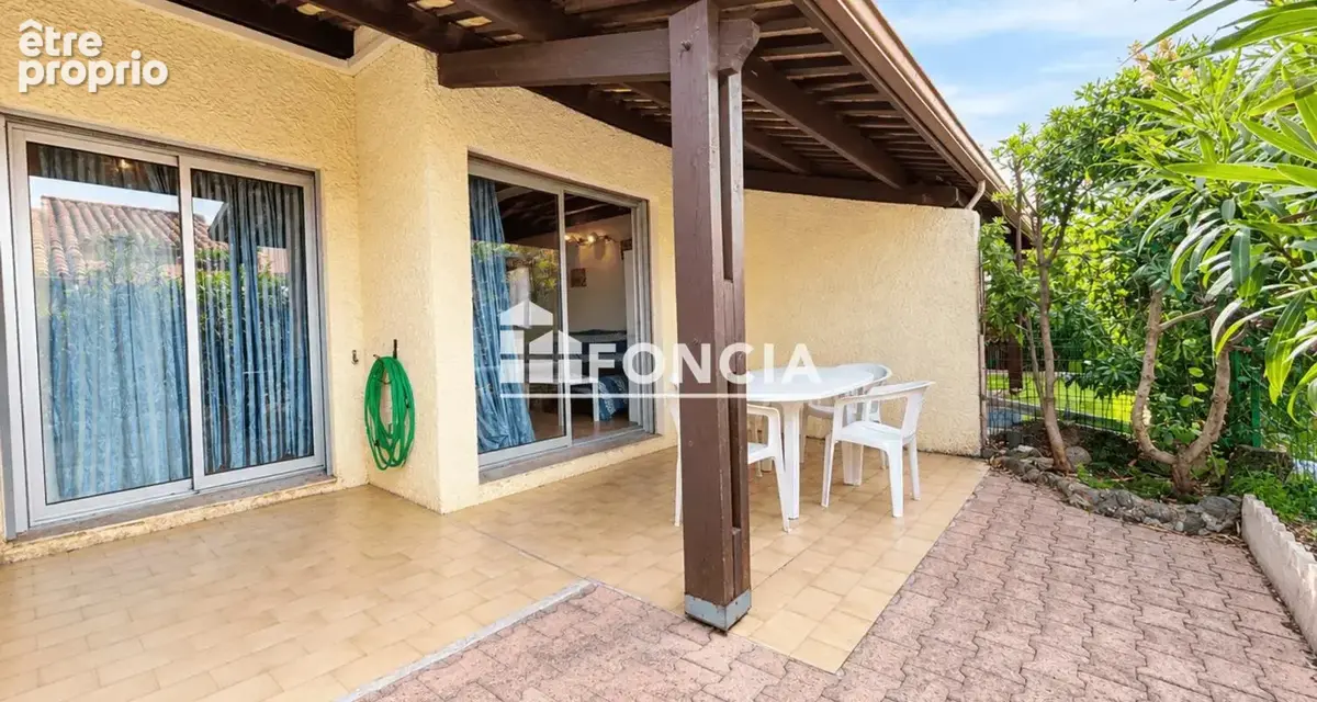 Le cap d’agde – la clape – pavillon t2 duplex avec jardin et parking privatif - photo 1