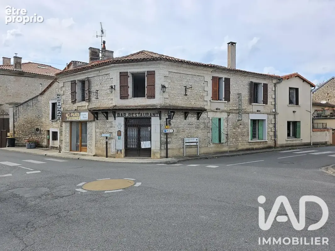 Photo 1 - Appartement à CHAZELLES