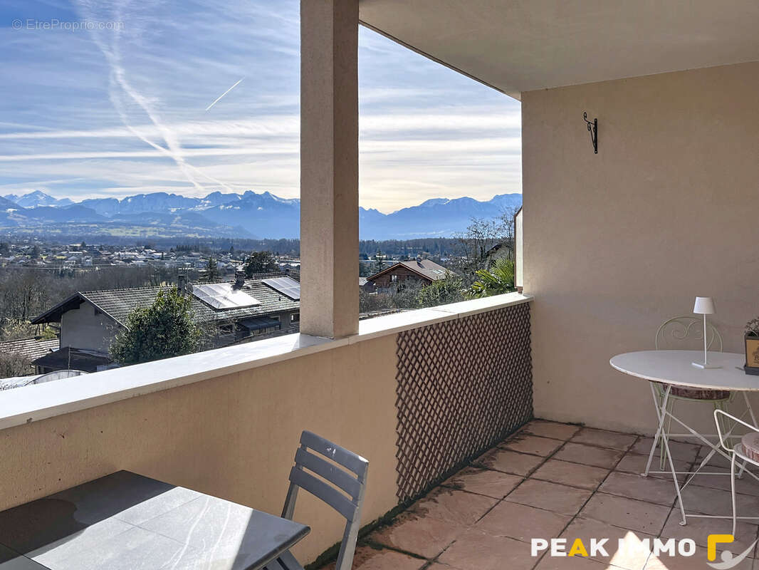 Appartement à CRANVES-SALES