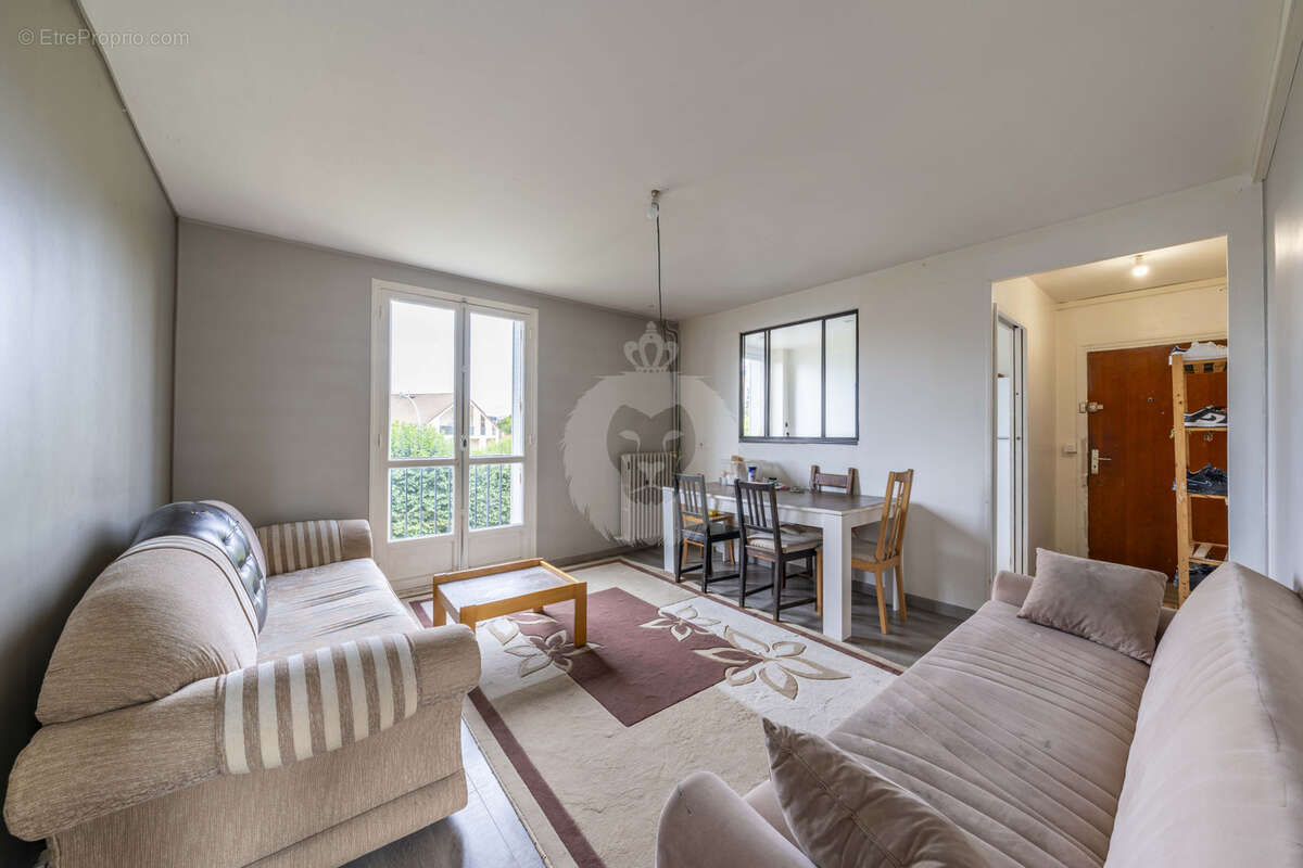 Appartement à MELUN