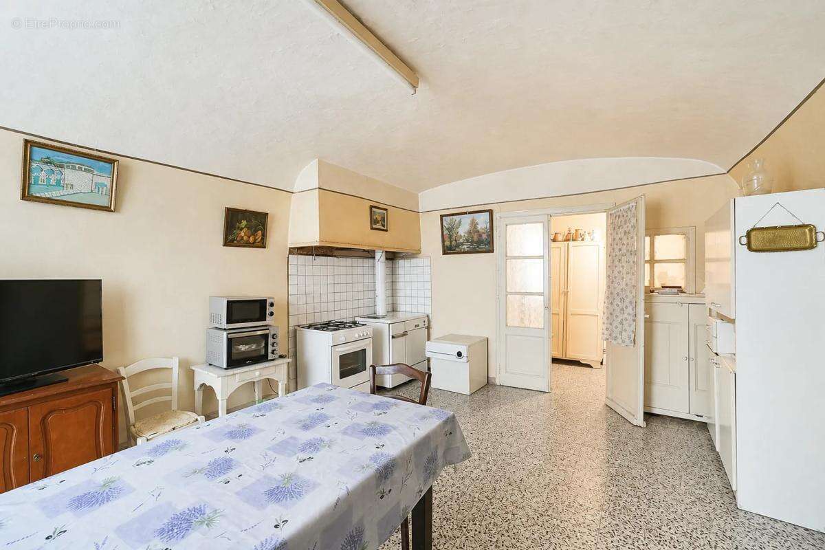 Charmante maison à rénover -  Saint-Hippolyte-du-Fort - photo 2
