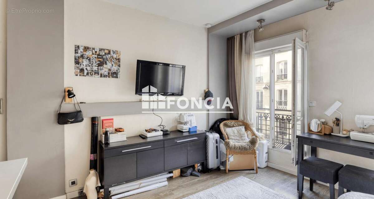 Appartement à PARIS-18E