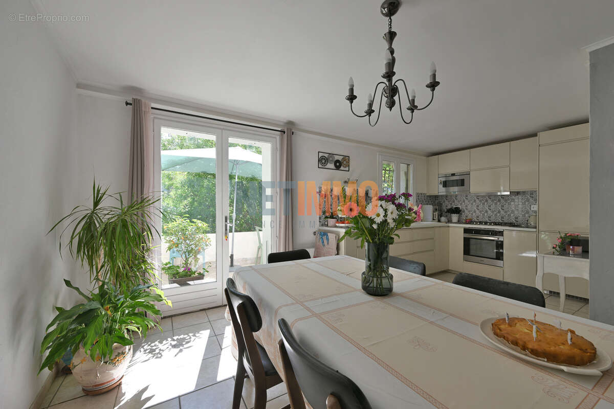 Maison à LE CAILAR
