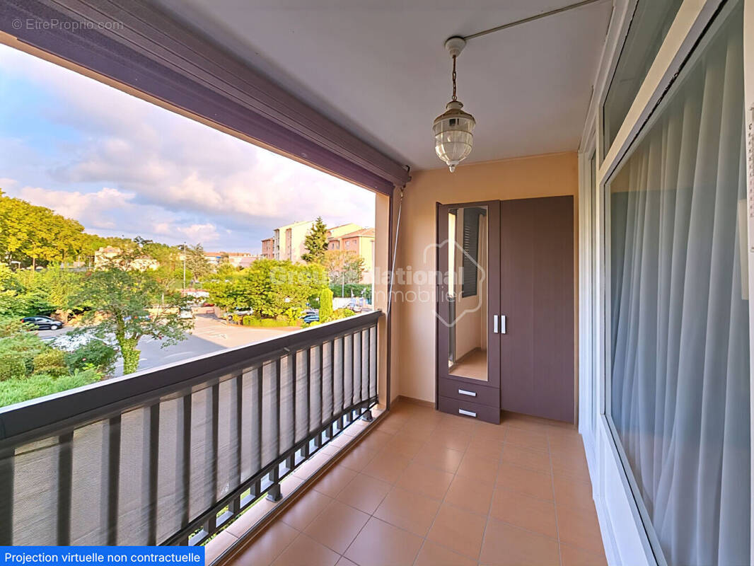 Appartement à FREJUS