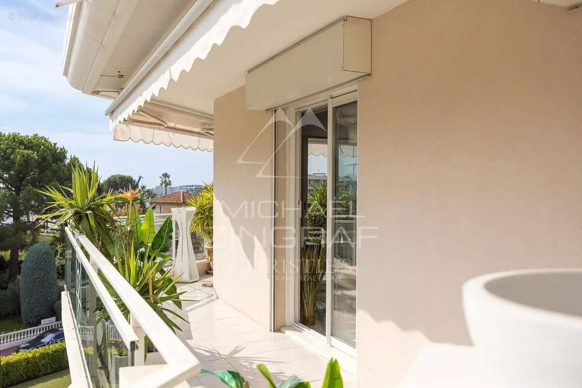 Appartement à CANNES