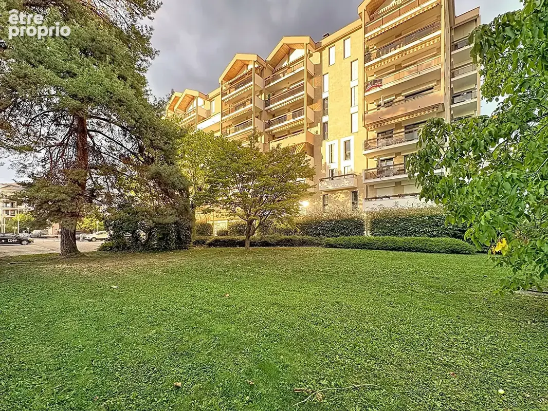 Photo Appartement à Annecy au prix de 429 000€