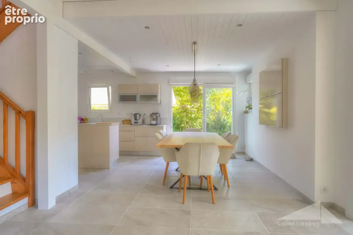 Maison 4 pièces 126 m² à vendre à Peron (01630) - photo 4
