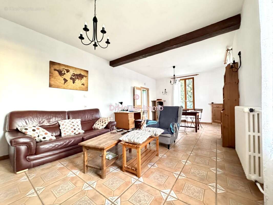 Maison à CORQUILLEROY