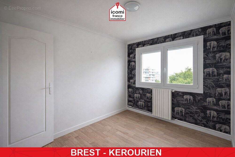 Finistere - brest (29200) - a vendre - appartement 78 m² - 3 chambres - balcon - cave - ascenseur - chaudiere gaz de ville de  2 - photo 7
