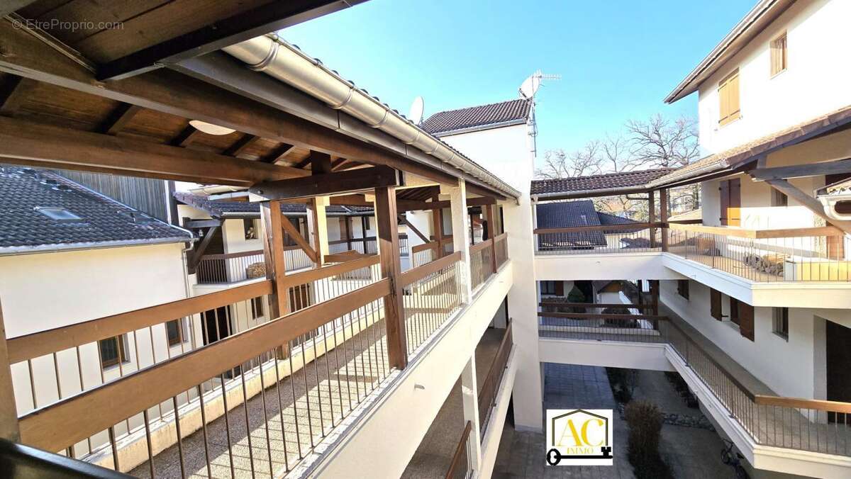 Appartement à PREVESSIN-MOENS