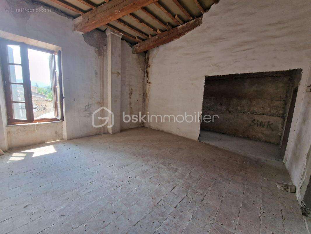 Maison à SAINT-JEAN-DE-BARROU