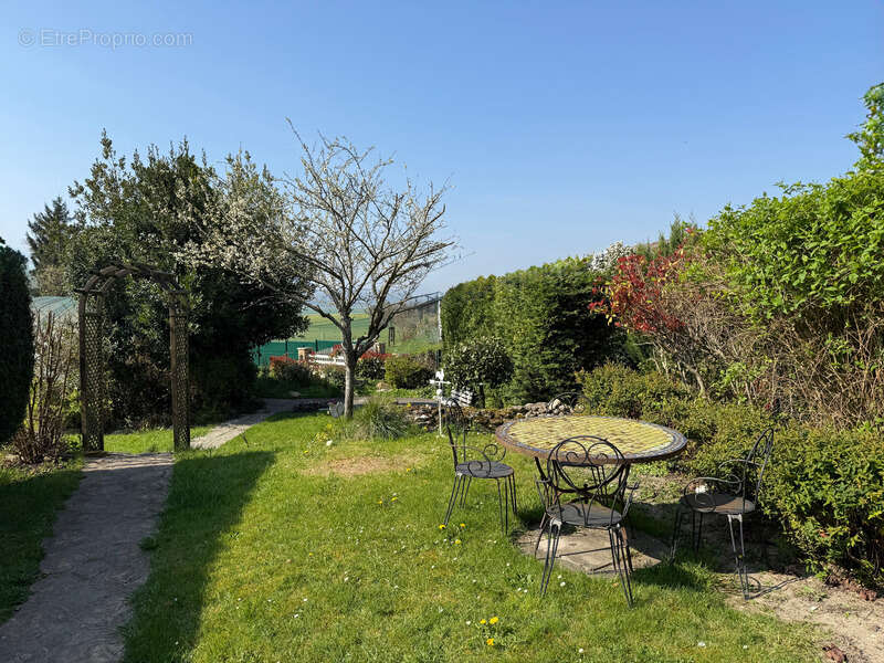 Maison à GRISY-LES-PLATRES