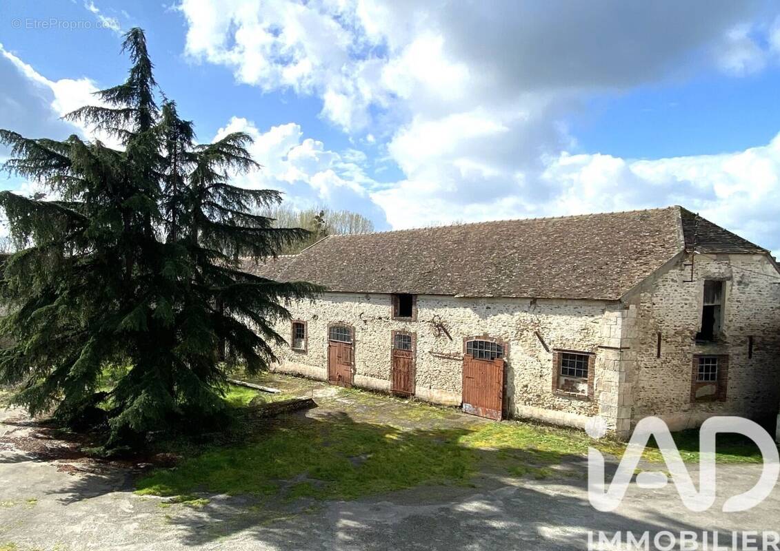 Photo 1 - Maison à GALLARDON