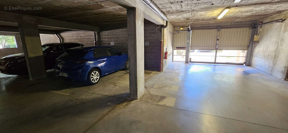 Commerce à LA VALETTE-DU-VAR