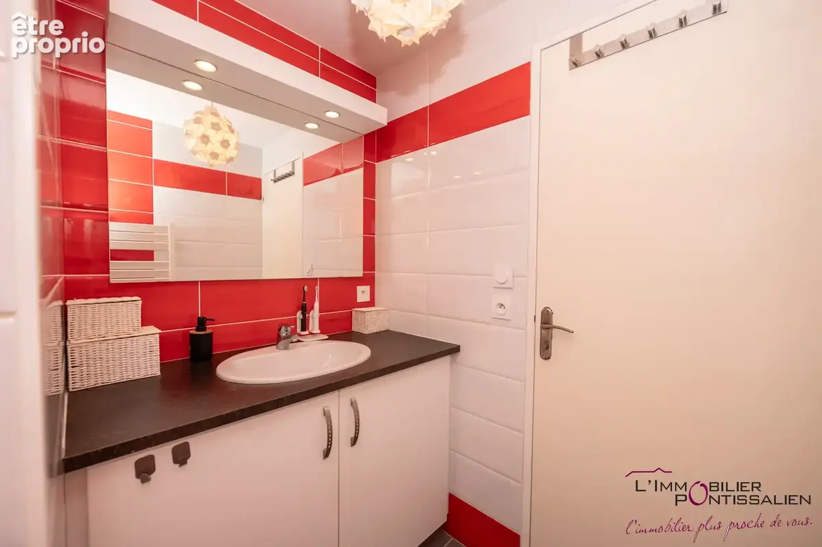Pontarlier : appartement de type 3 - terasse, cave et garage - photo 17