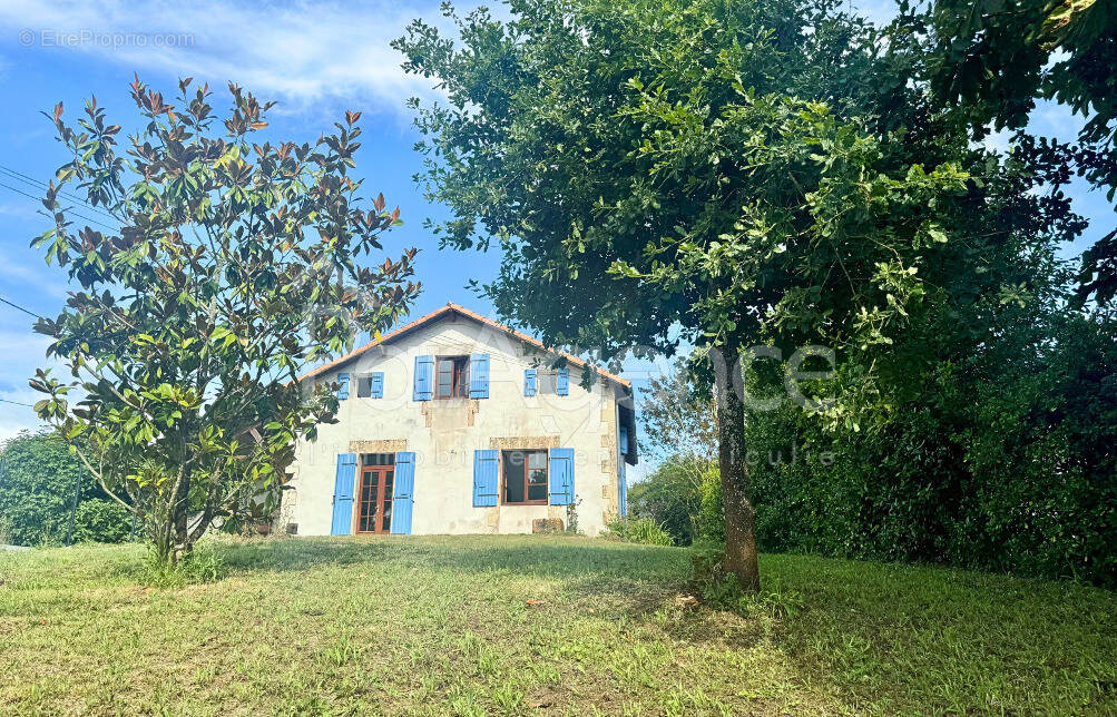 Maison à SAINT-PALAIS-SUR-MER