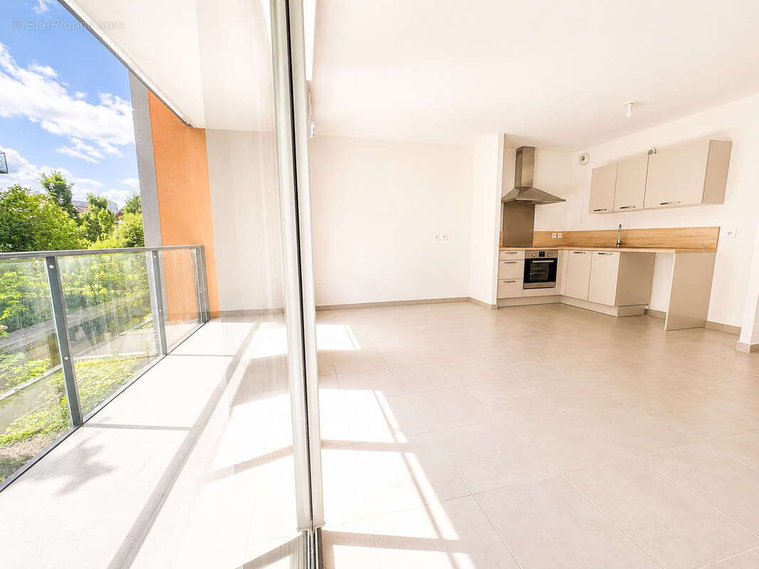 Appartement à LA MADELEINE
