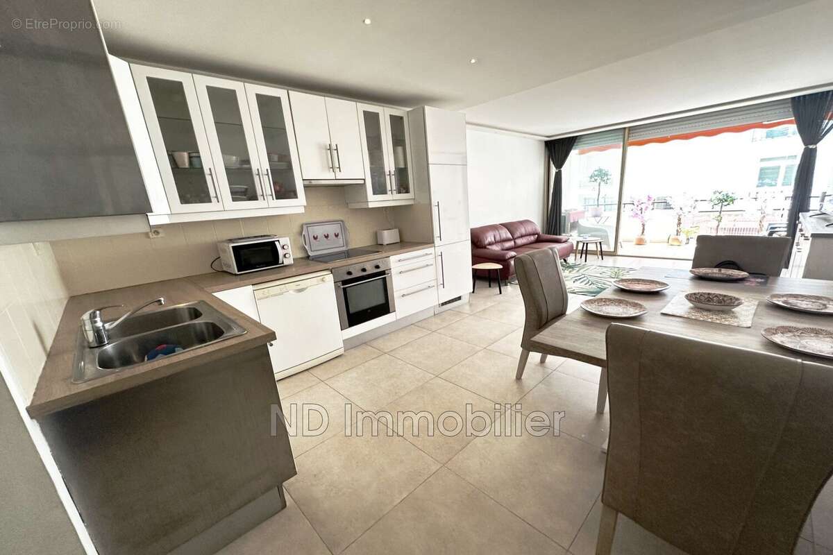 Appartement à CANNES